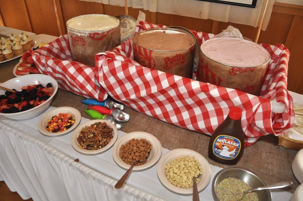 Mini sundae bar