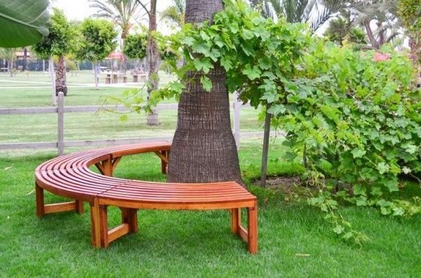 DIY bench around a garden tree