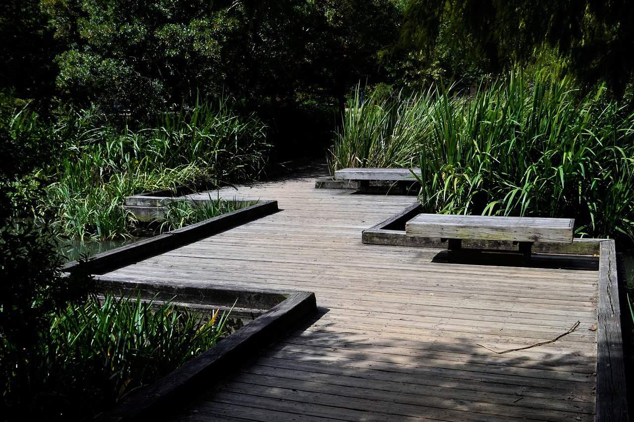 Zigzag garden wooden path