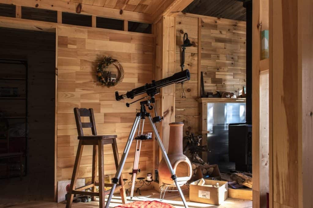 Insulated log cabin transformed into an astrology room