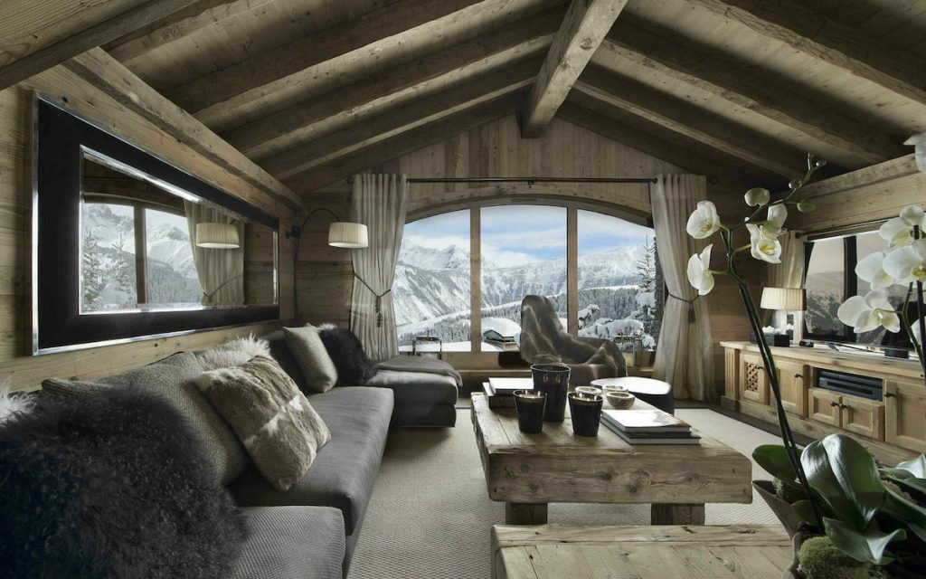 Insulated log cabin in a modern setting