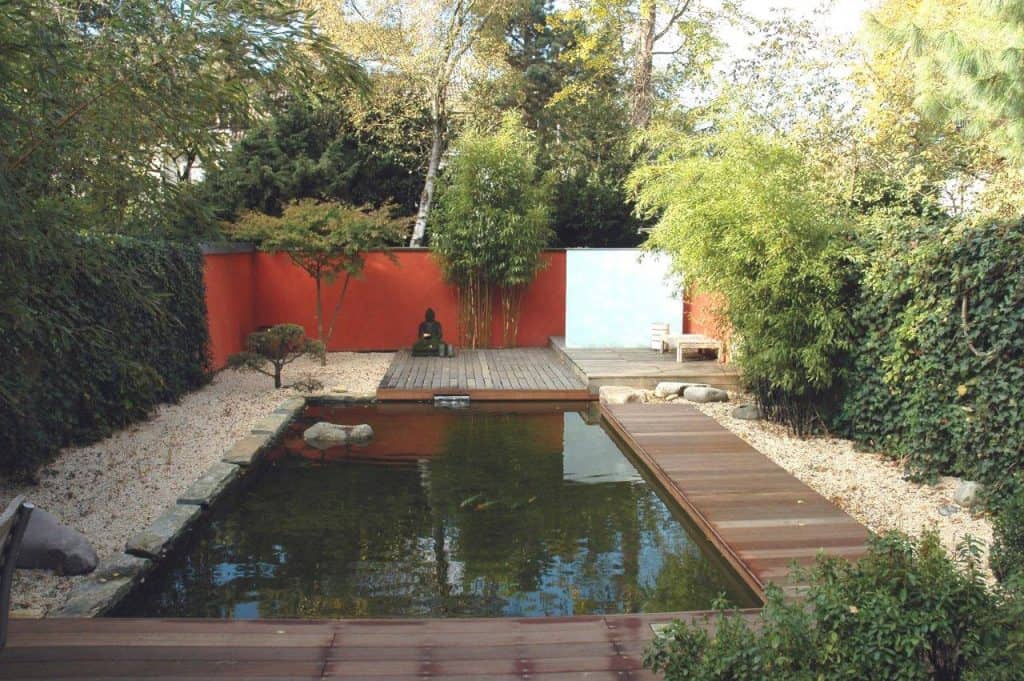 Rectangle backyard pond with side decking