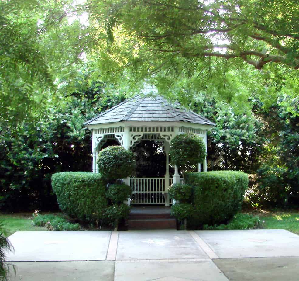 Wooden Gazebo Ideas: Designs and Decorations | Blog