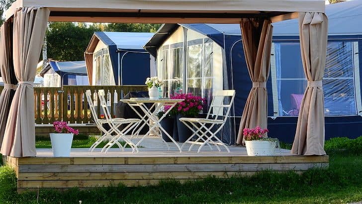 31 Beautiful Gazebo Ideas for Your Outdoor Space