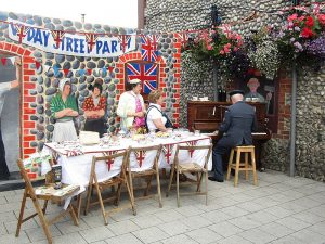 -2018-09-15_VE_day_street_party_at_1940's_Weekend,_Sheringham,_Norfolk