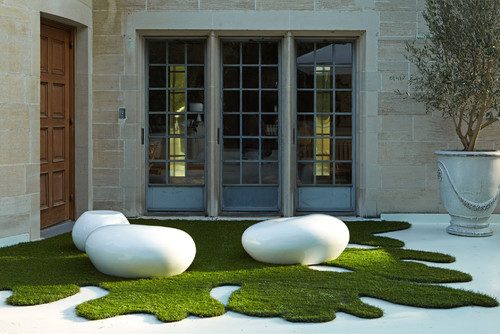 Non-linear design artificial lawn