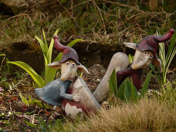 Gnome and friends garden statue