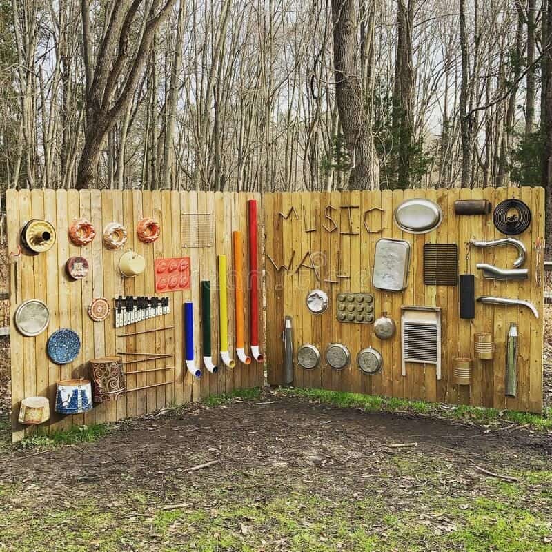 DIYI garden musical wall featuring household items