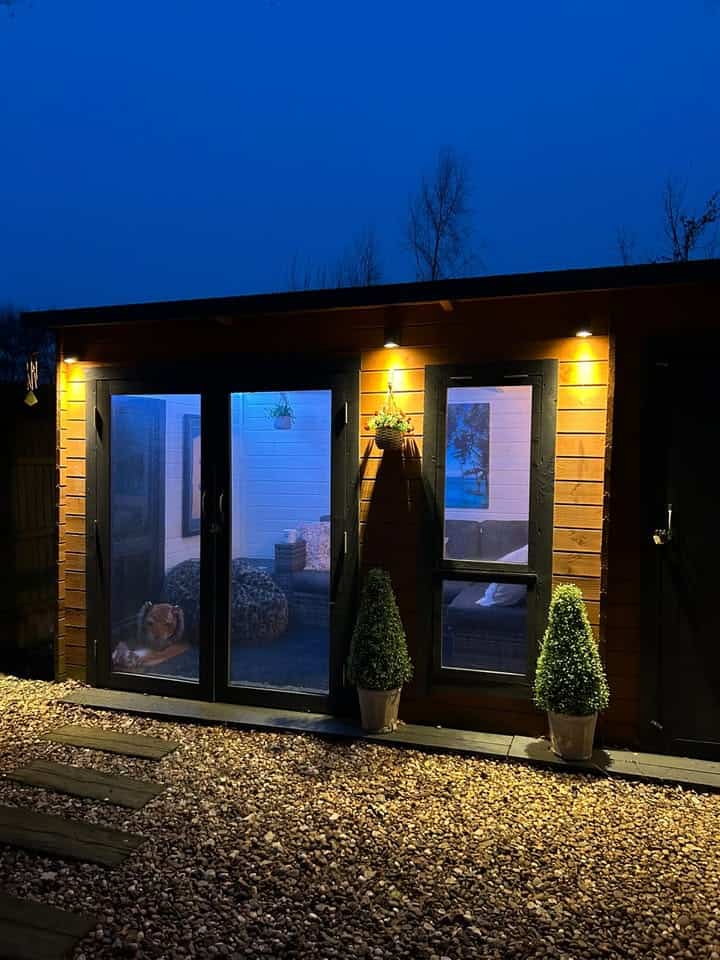 (Customer’s Image, featuring BillyOh Tianna Log Cabin Summerhouse with Side Store)