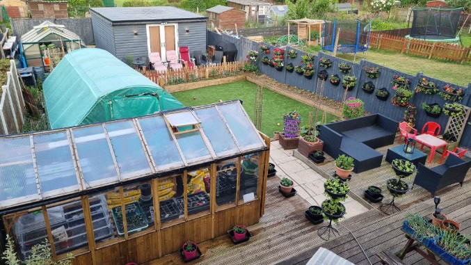 Customer’s Image: BillyOh 4000 Lincoln Wooden Clear Wall Greenhouse with Roof Vent