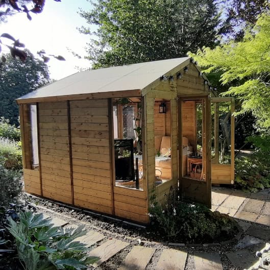 Customer's image of a BillyOh summerhouse